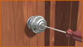 Village Locksmith Store Garden City, MI 734-258-7270 - 7-door-unlock